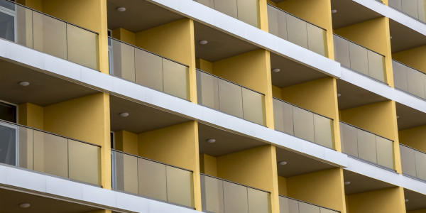 Puertas y Ventanas de Aluminio / PVC a medida Solsona · Balconeras