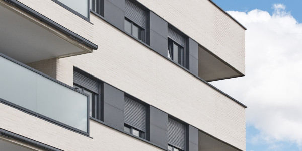 Puertas y Ventanas de Aluminio / PVC a medida Santa Eugènia de Berga · Fabricación e Instalación