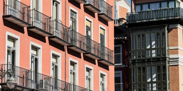 Puertas y Ventanas Insonorizadas de Aluminio / PVC Llobera · Aislamientos Acústicos